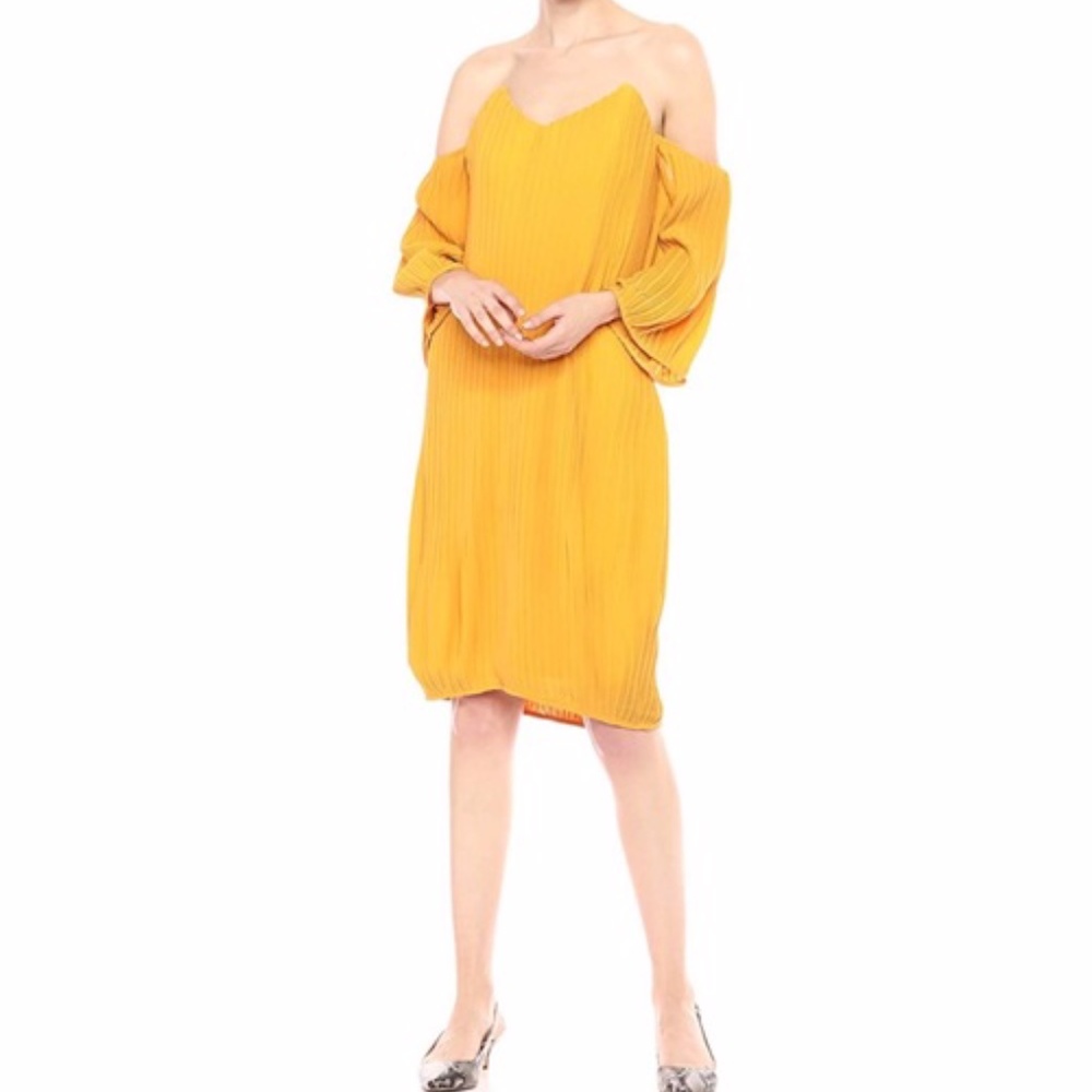 Elliatt Marigold Off the Shoulder Dress